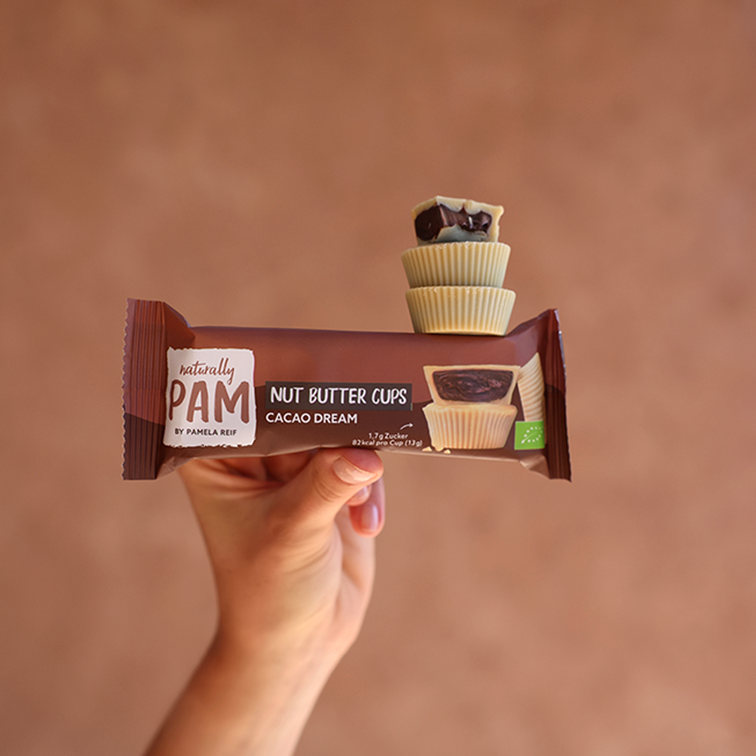 Naturally Pam Cacao Dream Nussbutter-Cups mit Schokolade, cremige Nussfüllung in zarter Schokoladenhülle, lecker und vegan