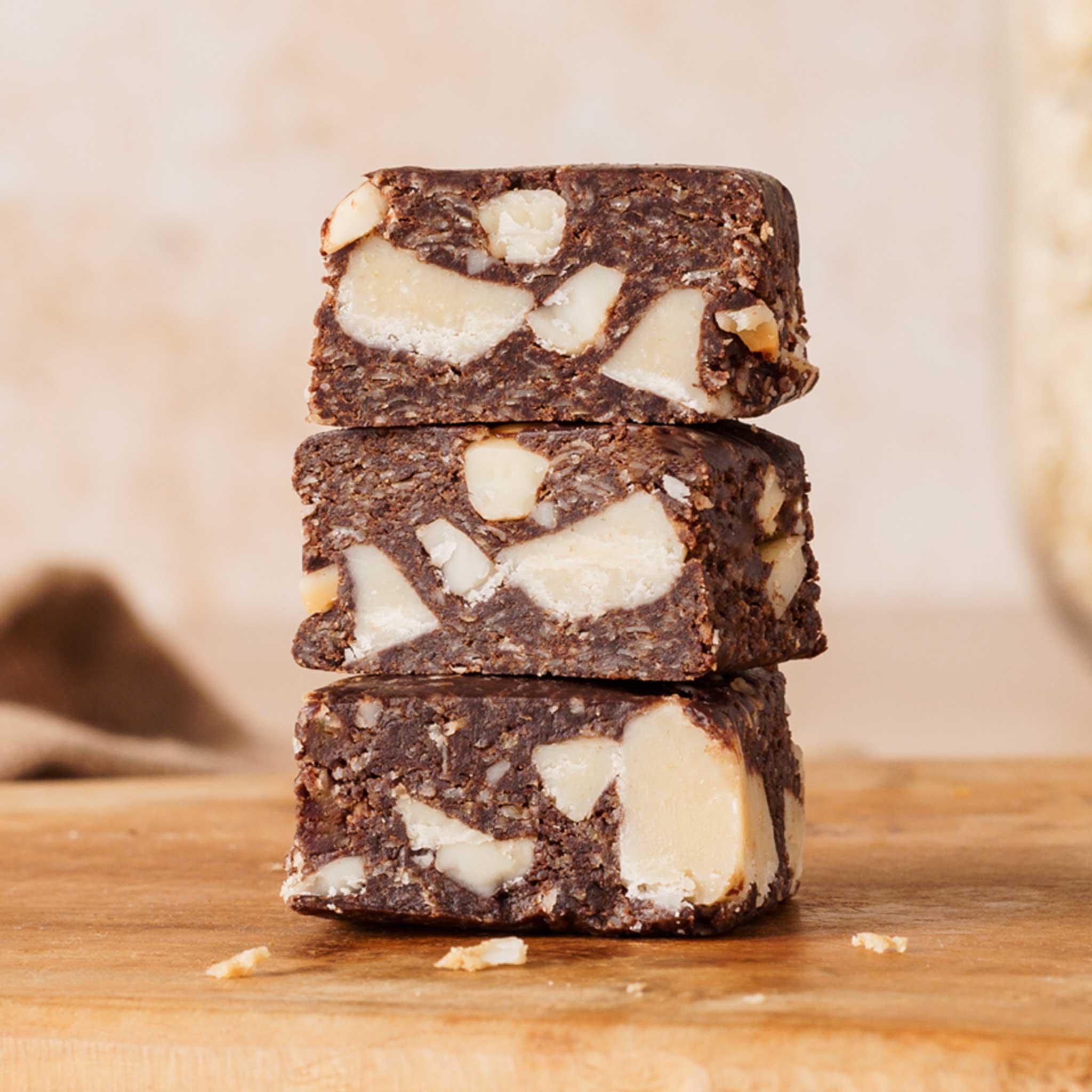 Naturally Pam Oat Bar Dark & White