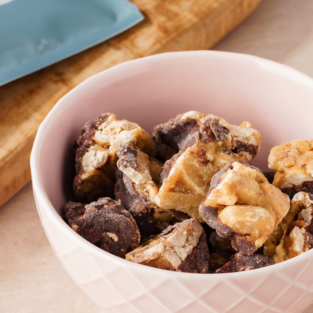 Naturally Pam Nut Clusters Peanut Choco