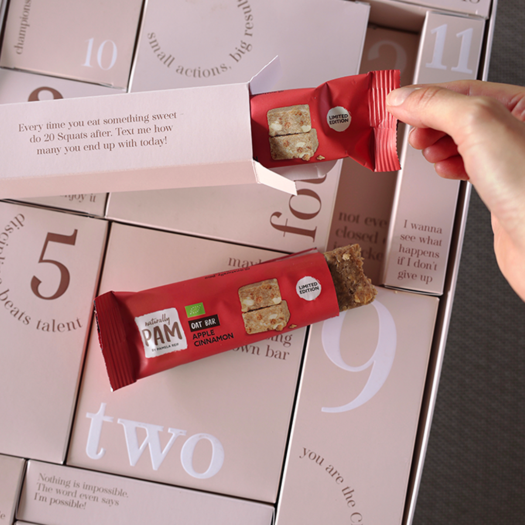 Naturally Pam Oat Bar Apple Cinnamon