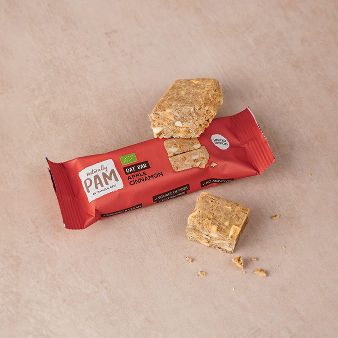 Naturally Pam Oat Bar Apple Cinnamon